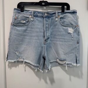 We The Free Distressed Denim‎ Shorts Rips Frayed Hem Light Wash Size 31